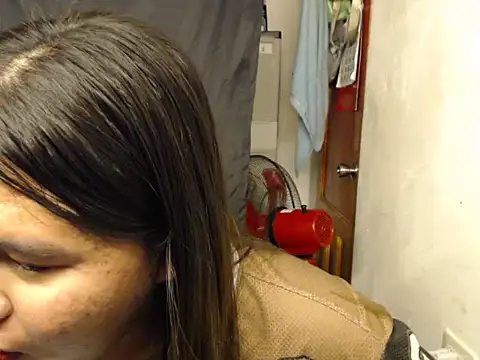 pinay tynee online show from 11.20.25