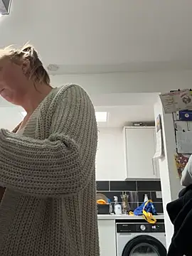 JustYourNormalCouple online show from 11.20.25