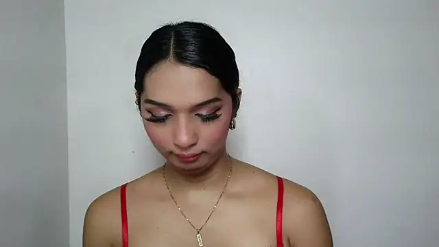 Sophia Trans online show from 05.23.26