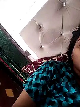 Snapshot of Soniya_Roy chatting on 04.28.26 Soniya Roy online show from 04.28.26