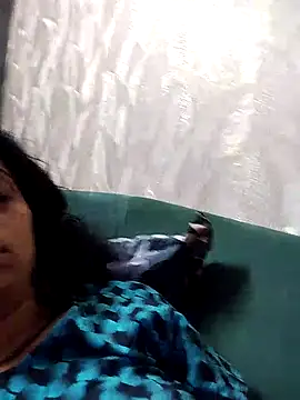 Snapshot of Soniya_Roy chatting on 05.06.26 Soniya Roy online show from 05.06.26