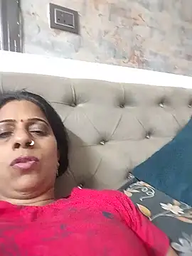 Snapshot of Soniya_Roy chatting on 05.08.26 Soniya Roy online show from 05.08.26