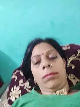 Snapshot of Soniya_Roy chatting on 05.13.26 Soniya Roy online show from 05.13.26