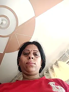 Snapshot of Soniya_Roy chatting on 06.18.26 Soniya Roy online show from 06.18.26