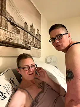 Curvy-Jinx online show from 10.16.25