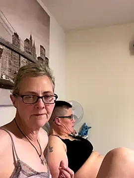 Curvy-Jinx online show from 11.08.25