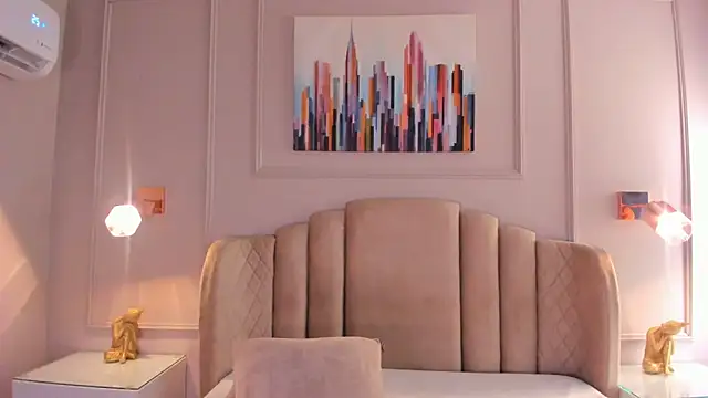 mia kisses2 online show from 03.08.26