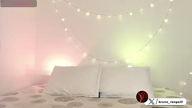 Snapshot of brunoorangel1 chatting on 01.06.26 brunoorangel1 online show from 01.06.26