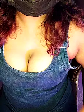 darling devil online show from 11.25.25