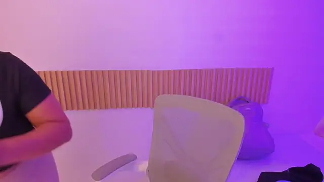 OliviaSweett online show from 04.06.26