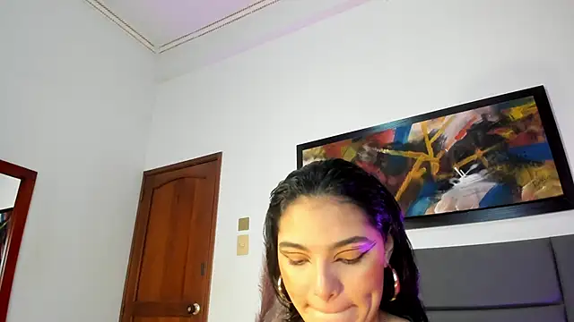 Snapshot of LunaAspen_ chatting on 09.25.25 LunaAspen online show from 09.25.25