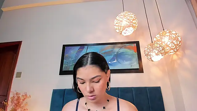 Snapshot of LunaAspen_ chatting on 10.30.25 LunaAspen online show from 10.30.25