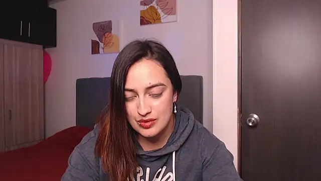 Meggan n online show from 10.16.25