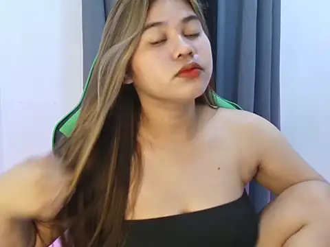 Snapshot of imogen_x chatting on 09.09.25 imogen x online show from 09.09.25