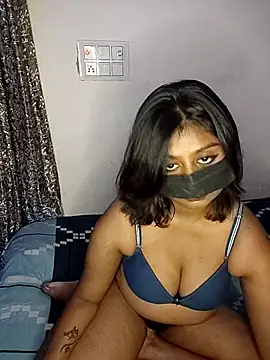 Snapshot of missneha61 chatting on 09.24.25 missneha61 online show from 09.24.25