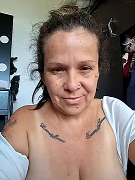 SinisterBabe online show from 10.24.25