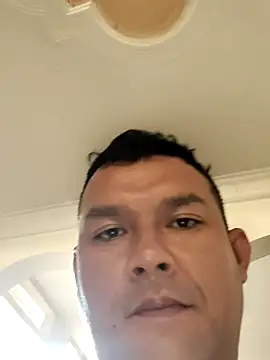 Snapshot of ZChacon123 chatting on 11.04.25 ZChacon123 online show from 11.04.25