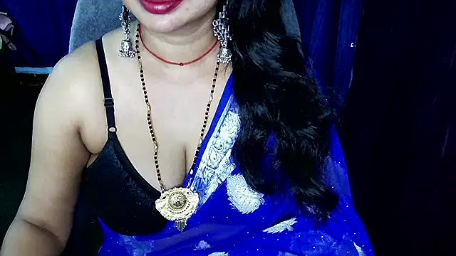 QUEEN SAKHI- online show from 05.25.26