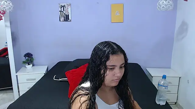 penelope gucci1 online show from 11.13.25