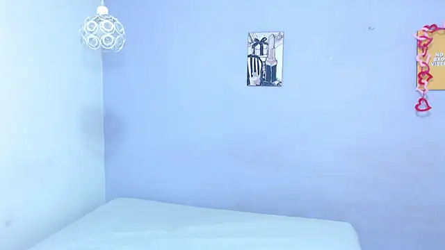 penelope gucci1 online show from 11.22.25