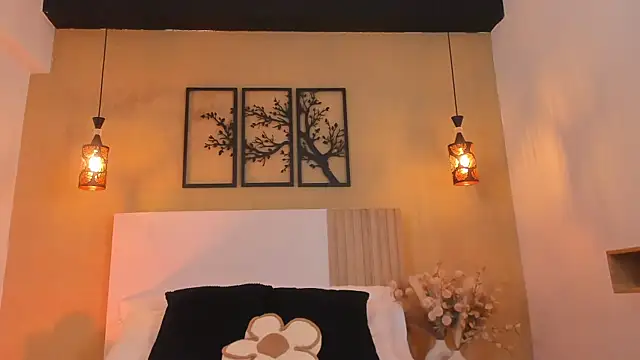 Camila Bustamante online show from 10.09.25