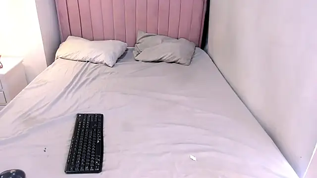 CandySays online show from 11.19.25