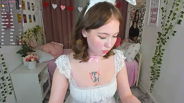 Snapshot of LanaRoselle chatting on 02.13.26 LanaRoselle online show from 02.13.26