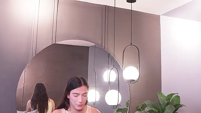 Ariaa Isabell online show from 04.09.26