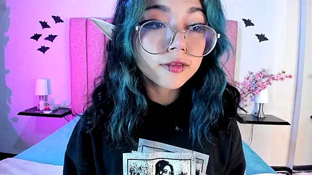 TerumiKitty online show from 11.20.25