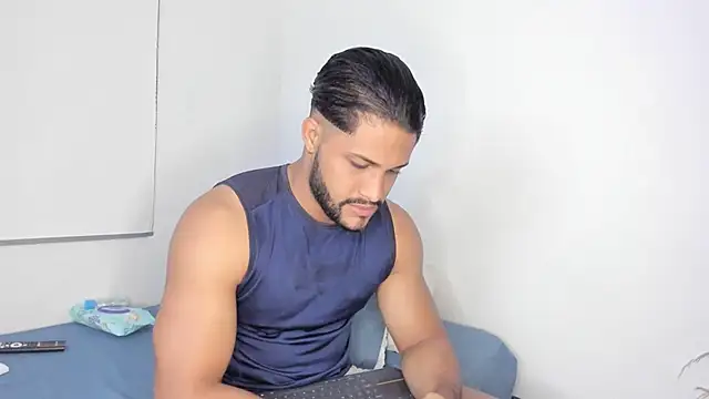 Snapshot of Pier_Simons chatting on 03.13.26 Pier Simons online show from 03.13.26