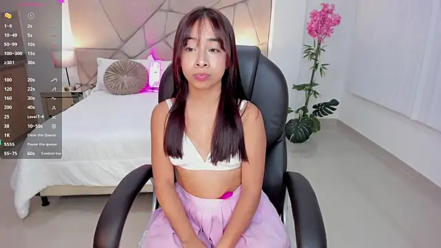 July Adams online show from 10.05.25