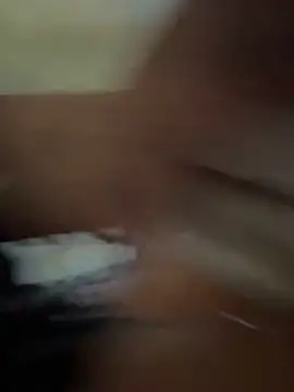 Chloe Leaozinho online show from 04.01.26