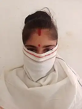 Snapshot of Suhani_cuty chatting on 09.24.25 Suhani cuty online show from 09.24.25