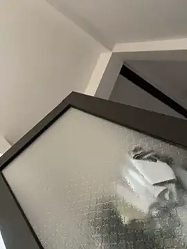 Snapshot of kute_sex chatting on 10.29.25 kute sex online show from 10.29.25