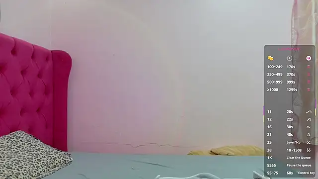 Serenaa rabbit online show from 10.12.25