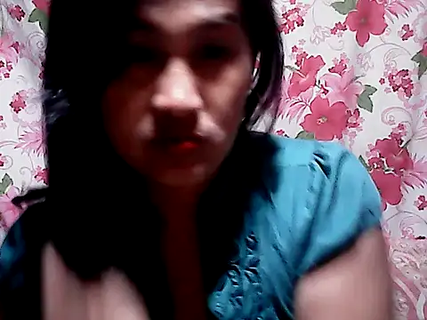 Snapshot of sh1nbae chatting on 11.16.25 sh1nbae online show from 11.16.25