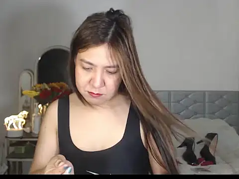 Snapshot of stellahugeX chatting on 11.07.25 stellahugeX online show from 11.07.25