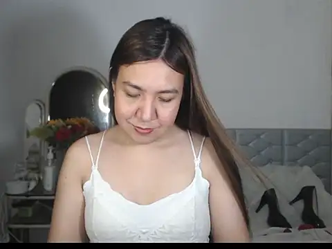 Snapshot of stellahugeX chatting on 11.11.25 stellahugeX online show from 11.11.25