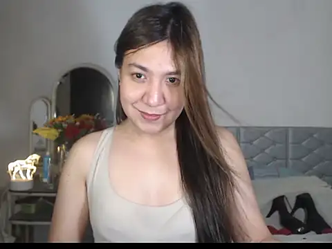 Snapshot of stellahugeX chatting on 11.30.25 stellahugeX online show from 11.30.25