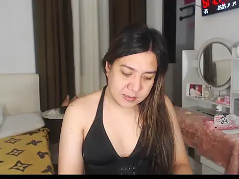 stellahugeX online show from 04.13.26