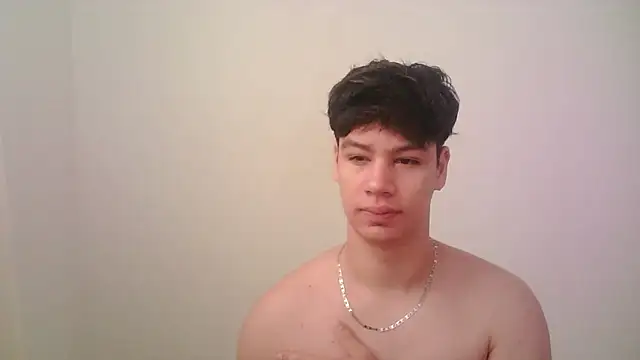 Snapshot of zeus_181 chatting on 04.21.26 zeus 181 online show from 04.21.26