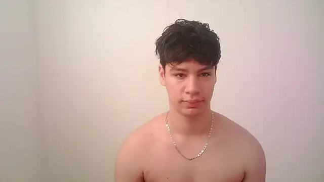 Snapshot of zeus_181 chatting on 04.29.26 zeus 181 online show from 04.29.26