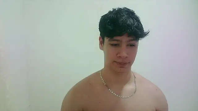 Snapshot of zeus_181 chatting on 05.05.26 zeus 181 online show from 05.05.26