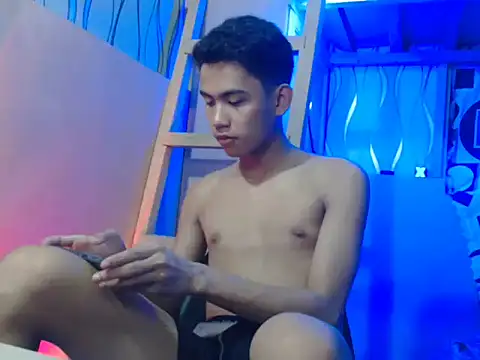 Demure Asian143 online show from 10.15.25