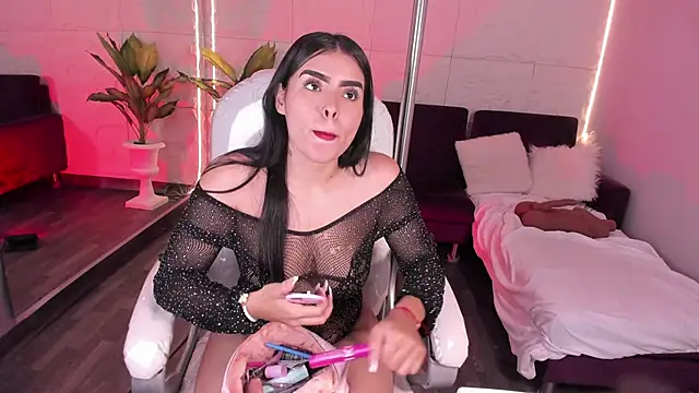 LovelyEyesx online show from 11.24.25