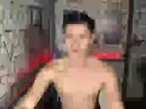 Snapshot of darryl_hugecok chatting on 10.24.25 darryl hugecok online show from 10.24.25