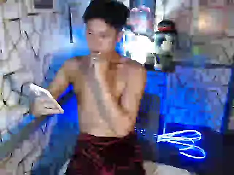 Snapshot of darryl_hugecok chatting on 12.03.25 darryl hugecok online show from 12.03.25