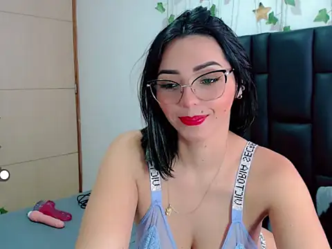 sara arias00 online show from 09.15.25