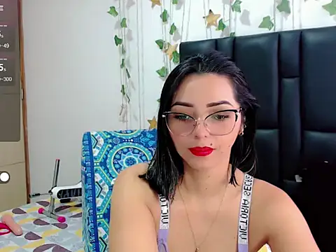 sara arias00 online show from 09.18.25