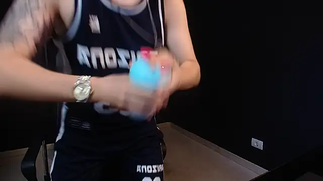 Snapshot of FelixStarkk chatting on 06.19.26 FelixStarkk online show from 06.19.26